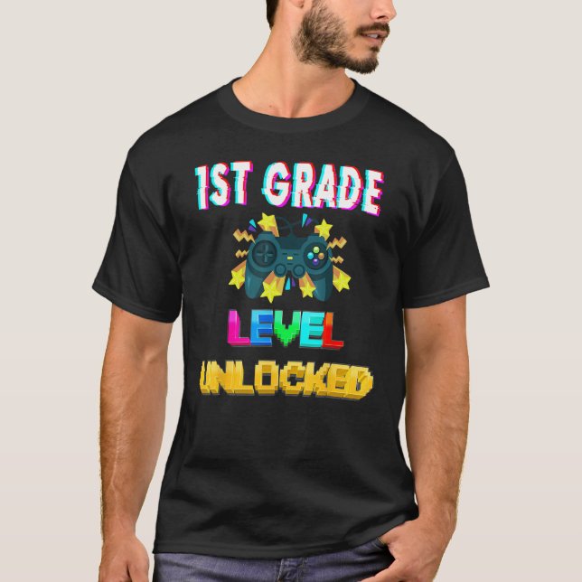 1st Grade Level Unlocked Gamer First Day Of School T Shirt (Framsida)