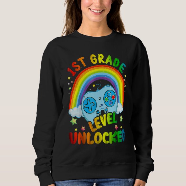 1st Grade Level Unlocked Rainbow Back To School Bo T Shirt (Framsida)