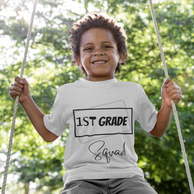 1st Grade Squad Box- Back to School T-Shirt (Skapare uppladdad)