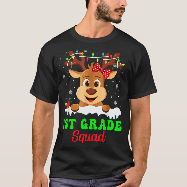 1st Grade Squad Xmas Reindeer Teacher Student Chri T Shirt (Framsida)