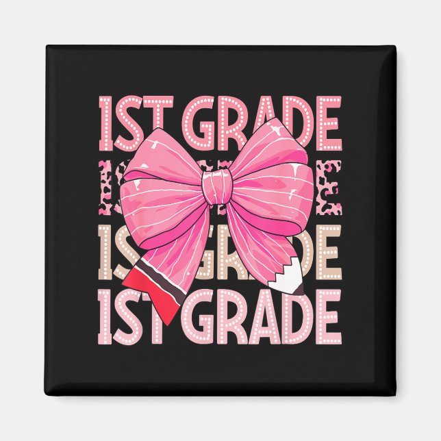 1st Grade Tjej Dot Coquette Pennbåge Rosa Leopar Magnet (Framsidan)