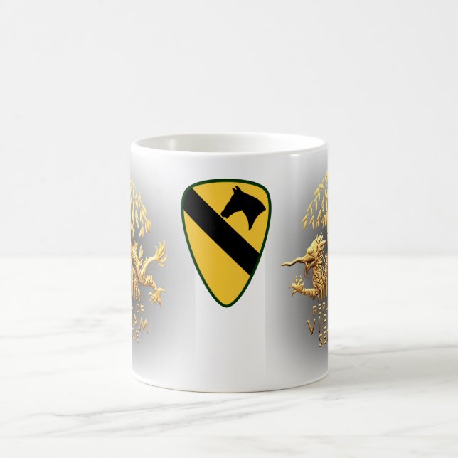 1st kavalleri och Vietnam tjänste- drake Kaffemugg (Center)