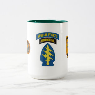 1st Speciell styrkagruppmugg Två-Tonad Mugg