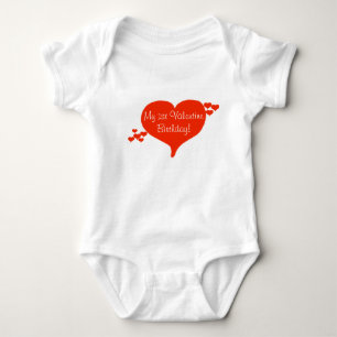 1st T-tröja för valentinfödelsedaghjärta Tröja
