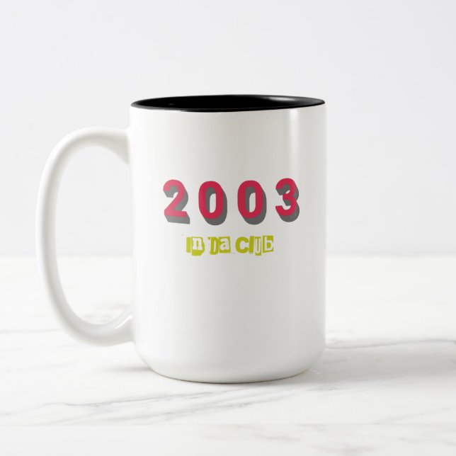 2003 års topplåt Två-Tonad mugg (Vänster)