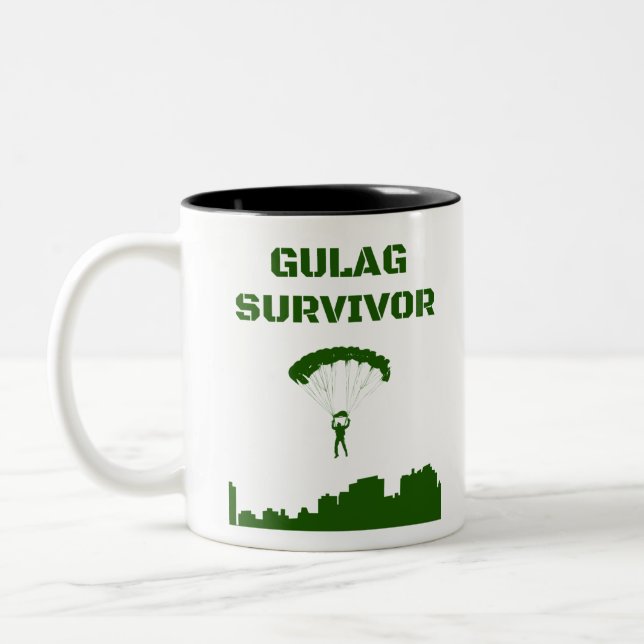 200604-Warzone_Survuvor_002(1) Två-Tonad Mugg (Vänster)