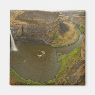 200 fot höga Palouse Falls State Park i Magnet