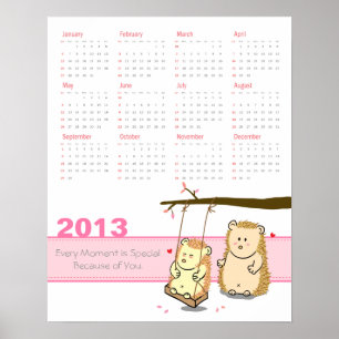 2013 Kalender: Cute Hedgehog-paret vid träd-svängn Poster