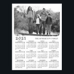 2021 Calendar Retro Black and White Family Photo Poster<br><div class="desc">Om du är tittar för en svart och vit stil 2021-kalender som kan anpassas med ett personligt foto och namn i familjen, täcker den här designen allt. Även om du bara har ett färgstarkt bild kan du ladda upp det här med hjälp av mallen (klicka på "Anpassa den här mallen"...</div>