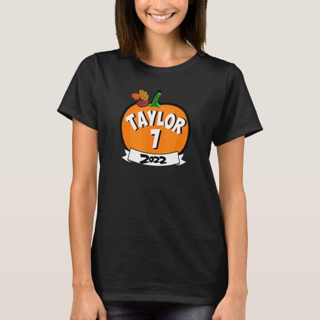 2022 Taylor Helgdagars Family Reunion Taylor 7 Mat T Shirt (Framsida)