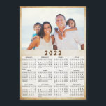 2022 Vintage för magnetfotokalender<br><div class="desc">Gör en egen 2022-magnetisk fotokalender för kylskåp. Använda mallen för överföring av personligt bild. Det är en praktisk presentidé för familj,  par,  mor- och farföräldrar och vänner inför jul,  nyår eller tillfälle.</div>