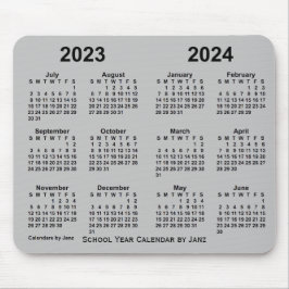 2023-2024 Skolårskalender från Janz Silver Musmatta
