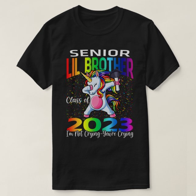 2023 års klass av chefsbroder Gråter jag dig inte T Shirt (Design framsida)