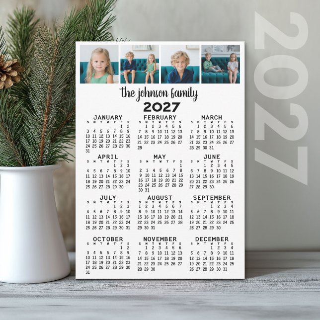 2023 års visningskalender för Fullt med 4 foton (2027 Calendar Holiday Card)