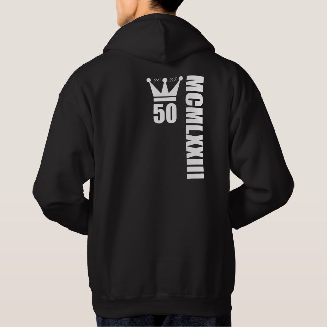 2023 Born 1973 Romerska siffror 50-årsdagen Hoodie (Baksida)