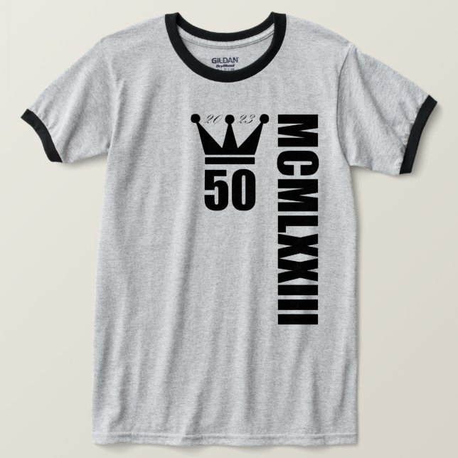 2023 Born 1973 Romerska siffror 50-årsdagen T Shirt (Design framsida)