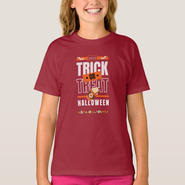 2023 Bus eller godis-Halloween-design T Shirt (Framsida)