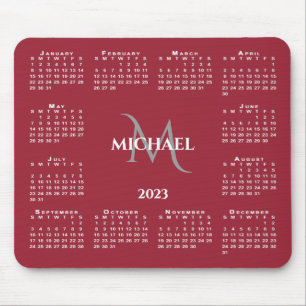 2023 Calendar Chic Monogram Namn on Red Musmatta