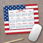 2023 Kalender med amerikansk Flagga - Rött vitt bl Musmatta<br><div class="desc">En 2023-kalender med rött,  vitt och blått USA flagga i bakgrunden. En roligt för nyår.</div>
