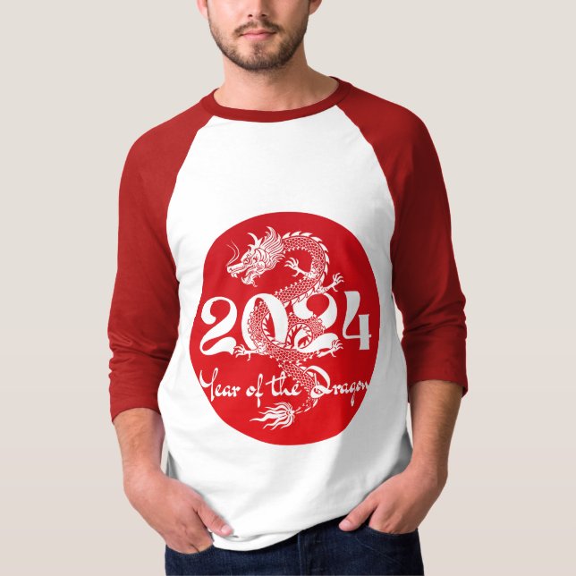 2024 år för draken rött vitt t shirt (Framsida)