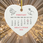 2024 Bröllop - hjärtkalender<br><div class="desc">2024 Bröllop Datum för hjärtkalender Gift keramiskt prydnadsämne. Matchande objekt är tillgängliga.</div>