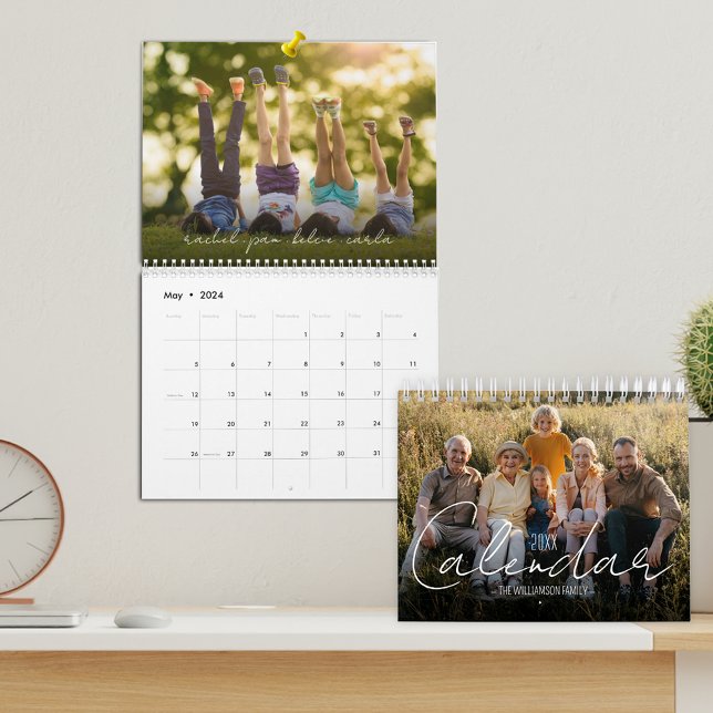 2024-familjens Anpassningsbar - foto Kalender (Available in 3 sizes with your  favorite photos printed in vibrant color on sturdy paper.)