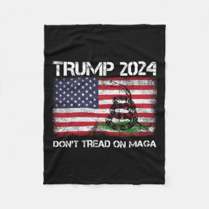 2024 Gå inte på Maga American US Flagga Snake Fleecefilt