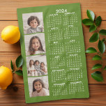 2024 Kalender med 4 fotokollage - grönt Kökshandduk<br><div class="desc">En 4-fotokollage med en 2024-kalender. En roligt för nyår. Lägg till 4 kvadratfoton till den här designen. Med lite arbete kan du ändra bakgrunden färg och kalendern färg när du klickar på anpassningsalternativet och väljer ett annat färger.</div>