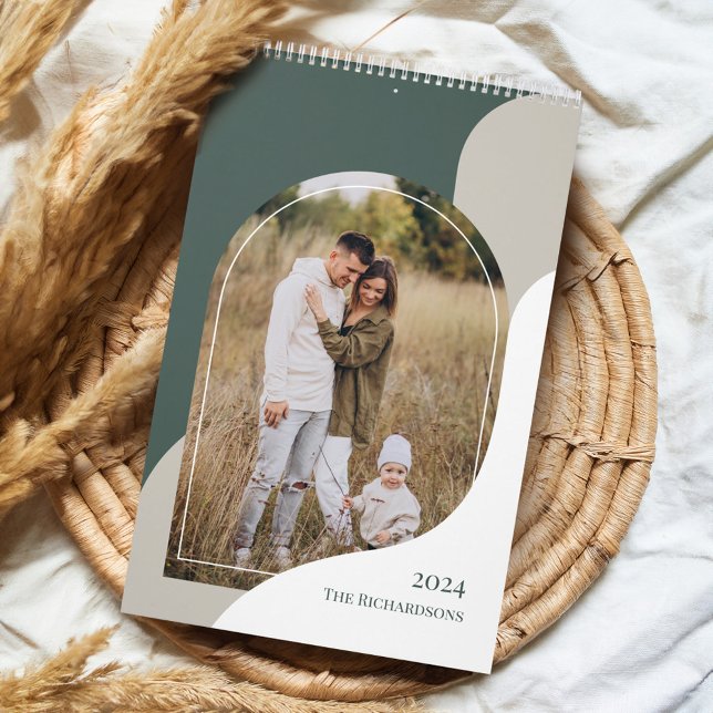 2024 Mall för minimal Snyggt för Arch-familjefoton Kalender (2024 Minimal Arch family Photos Stylish Template Calendar)