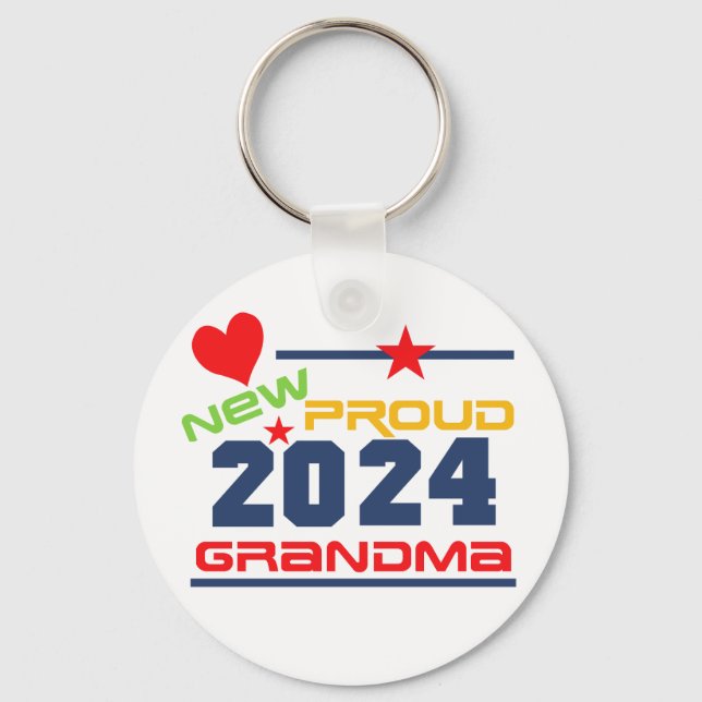 2024 Proud New Grandma Keychain Nyckelring (Framsida)