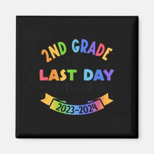 2024 Skolans sista dag, andra Klass-gradua Magnet