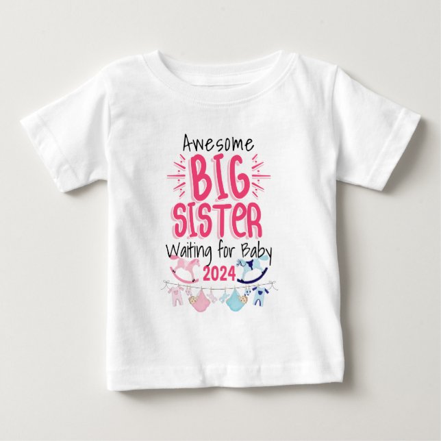 2024 Storsyster som väntar på Nyfödd bebis Syskon T Shirt (Framsida)