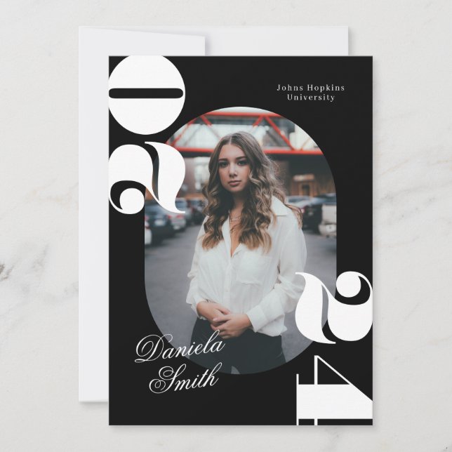 2024 Studenten i 2024 års svartvitt Inbjudningar (Framsida)