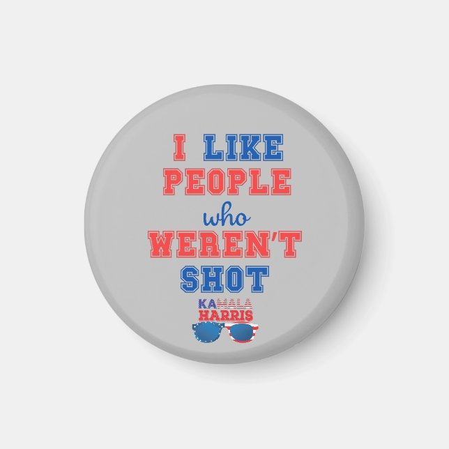 2024 Valection Kamala Harris Merch Comma La llusti Magnet (Framsidan)