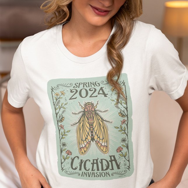 2024 Vår Cicada Invasion T Shirt (Person wearing t-shirt)