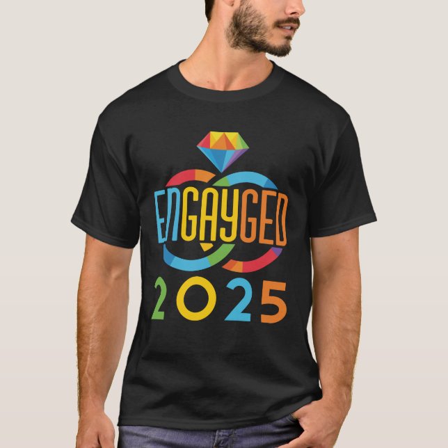 2025 års Gay Förlovning HGBTQ-regnbåge T Shirt (Framsida)