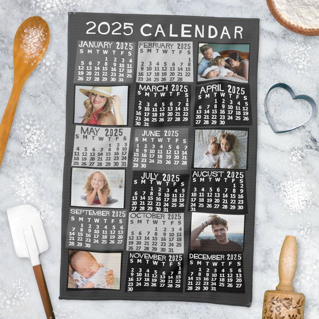2025 års månadskalender Photo Collage Mod Black Kökshandduk (Skapare uppladdad)