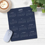 2025 års moderna minimalistiska blåkalender för ma musmatta<br><div class="desc">🌟 2025 🌟 2025 Modern Simple Navy Blue and White Calendar Mouse Pad med en enkel,  minimalistisk årskalender. Färg är allt anpassade. Kontakta oss på cedarandstring@gmail.com om du behöver hjälp med designen eller matchande produkter.</div>