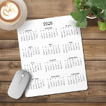 2025 års moderna minimalistiska svartvita kalender musmatta<br><div class="desc">🌟 2025 🌟 2025 Modern Simple Black and White Calendar Mouse Pad med en enkel,  minimalistisk årskalender. Detta är en enkel svart och vit fråga,  men färg är allt anpassade. Kontakta oss på cedarandstring@gmail.com om du behöver hjälp med designen eller matchande produkter.</div>