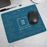 2025 CALENDAR CORPORATE BUSINESS LOGOTYP TEAL BLUE MUSMATTA<br><div class="desc">Utforma en egen anpassningsbar 2025-kalendermusknapp med företagets logotyp. Det är en säljfrämjande åtgärd för perfekter eller en företagsgåva till kunder, säljare, anställda och andra värdefulla individer. Kalendern visas elegant med ett sofistikerat serif-teckensnitt, vilket garanterar tydlighet och professionalism, medan layouten snabbt behållor alla tolv månader. I mitten finns det ett framstående...</div>