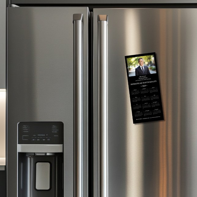 2025 Corporate Magnetic Calendar - Lodrät Black (Skapare uppladdad)