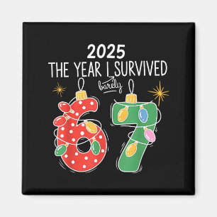 2025 Det år jag överlevde knappt 67 Ljusen jul Magnet