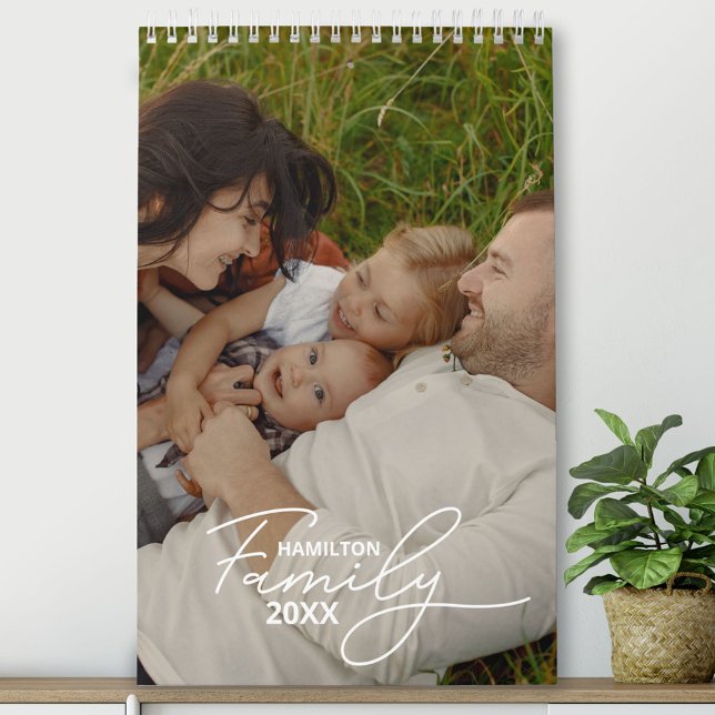 2025 Family Anpassningsbar Photo Chic Script Calen Kalender (Skapare uppladdad)