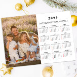 2025 Magnetic Calendar Photo Family Namn 12 månade<br><div class="desc">2025 Magnetic Calendar Anpassningsbar Family Photo. Lägg till ditt foto och skapa perfekt Magnetic Calendar!</div>