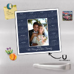 2025 Modern Navy Blue Photo Magnetic Calendar<br><div class="desc">2025 Photo Magnetic Calendar Magnet Navy Blue Helgdag Card in modern, Classic Navy Blue. Lägg till fotot och namn för en roligt, en personlig gåva! Perfekt för stuvning eller små gåvor till vänner, familj och nära och kära. ✨ DETTA ÄR FÖR 2025. ✨ Kontakta oss på cedarandstring@gmail.com om du behöver...</div>