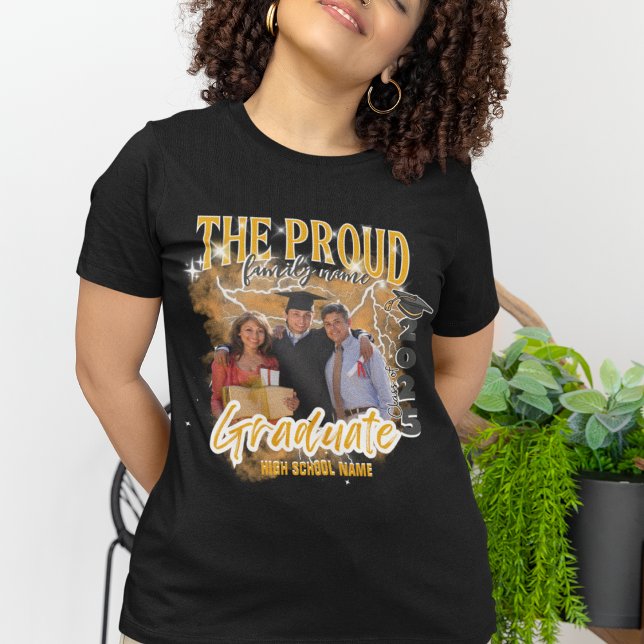 2025 Proud-familjen som matchar Personlig Studente T Shirt (Skapare uppladdad)