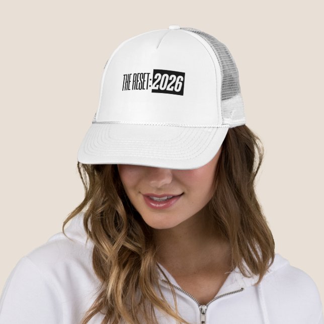 2026 – Bold Minimal Typography Hat Keps (In Situ)
