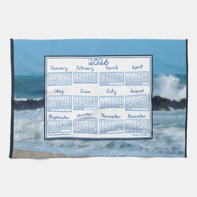 2026 Calendar Ocean Waves Beach Rocks Fabric Font Kökshandduk (Horisontell)