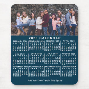 2026 Kalender Blå Personlig Foto Namn Fetstil Musmatta