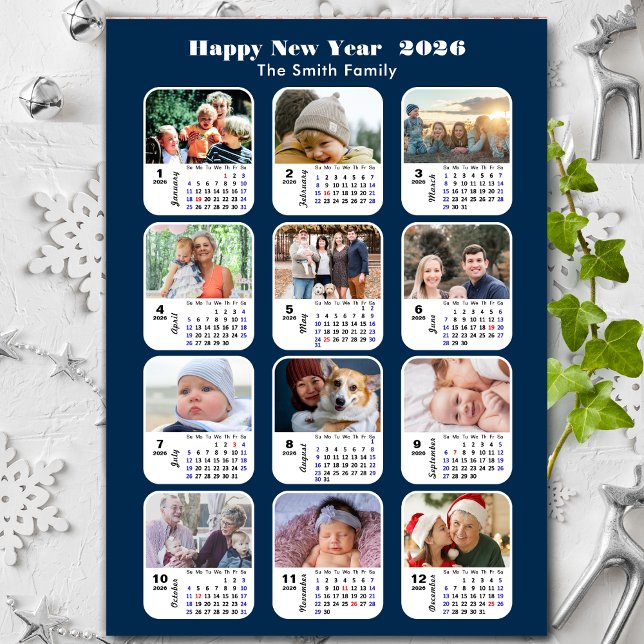 2026 Kalenderfamilj 12 Photo Collage Modern Blue Julkort (Skapare uppladdad)